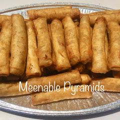 A picture of Spring rolls.