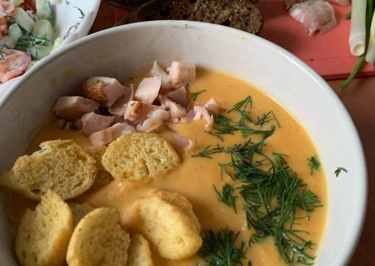 Крем-суп гороховый с копчеными рёбрами