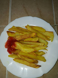 A picture of Turmeric fries.