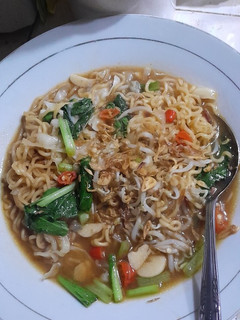 Foto resep Indomie goreng nyemek