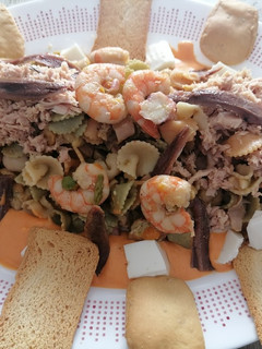 Una foto de Ensalada de pasta tres delicias
