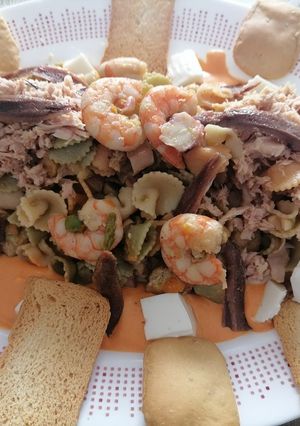 Una foto de Ensalada de pasta tres delicias