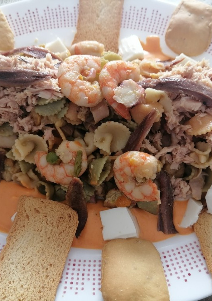Una foto de Ensalada de pasta tres delicias