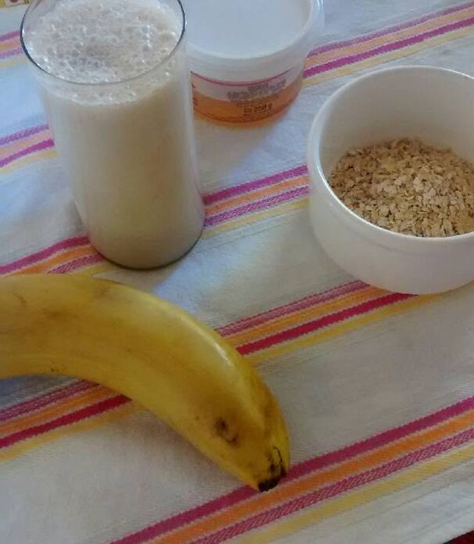 Una foto de Licuado de banana y avena