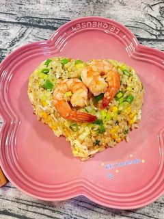 蒜香鮮蝦奶油炒飯 的食譜成品照片