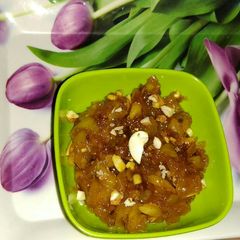 A picture of Green apple ki khatti mithi chutney.