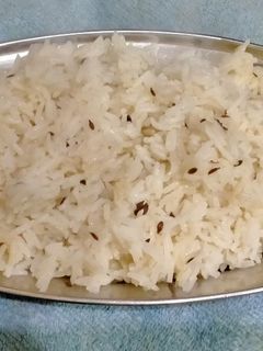 जीरा राइस (jeera rice recipe in Hindi) रेसिपी मुख्य फोटो
