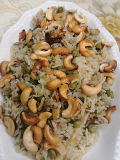 صورة لوصفة بزاليا مع رز وجزر