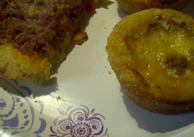 How to Prepare Andrew Copley Cheesy sloppy joe casserole muffins, and an openface