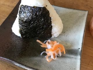 Easy and Clean Rice Ball (Onigiri)