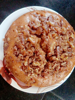 मावा अखरोट केक(mawa akharot cake recipe in hindi) रेसिपी मुख्य फोटो