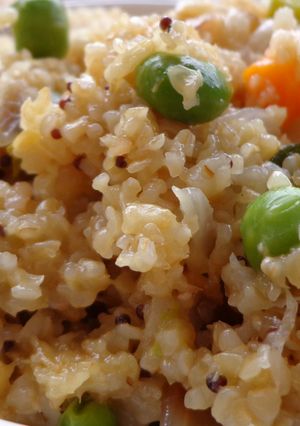 A picture of Broken wheat upma.