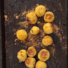 A picture of Keto Churro Balls.