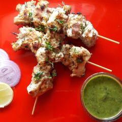 A picture of Chicken Malai Tikka.