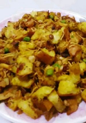लेफ्ट ओवर ब्रेड उपमा रेसिपी मुख्य फोटो
