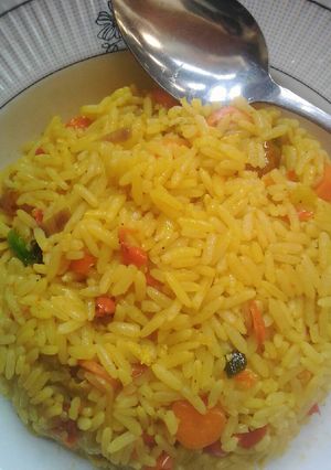 A picture of Jollof rice.