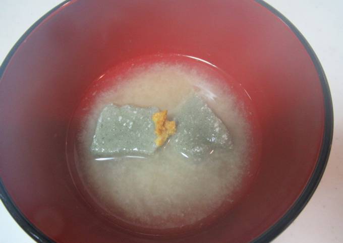 生麩(日式麵筋)味噌湯 食譜成品照片