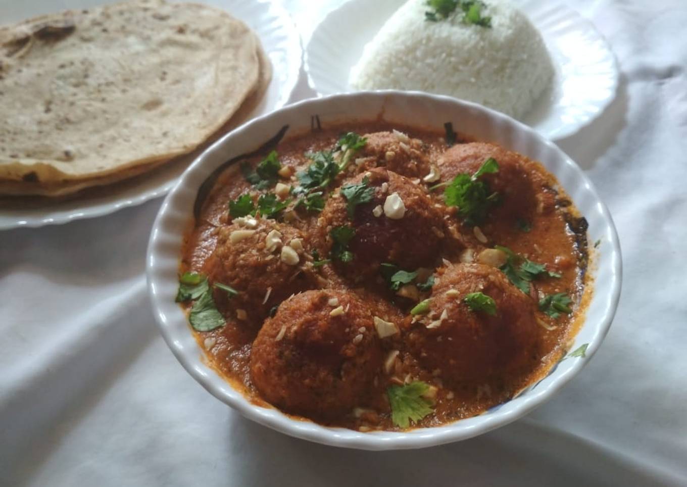 Gulab Jamun ki sabzi. Gulab jamun kofta