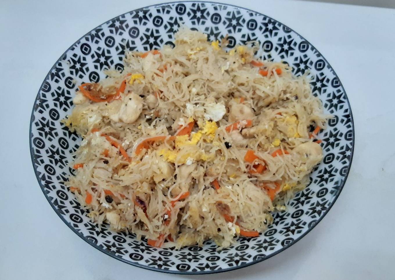 Bihun goreng saus mutiara