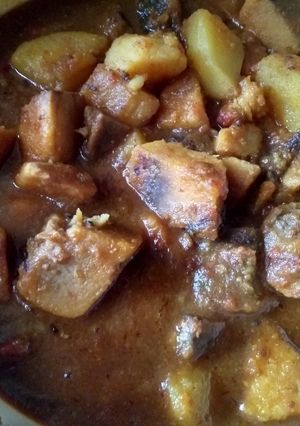 A picture of Yam Potatoes dum.