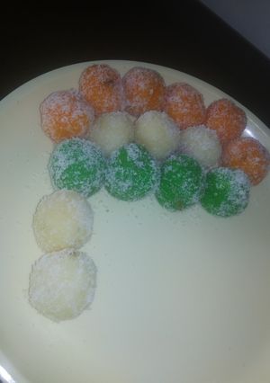 A picture of Tricolour Coconut Ladoo.