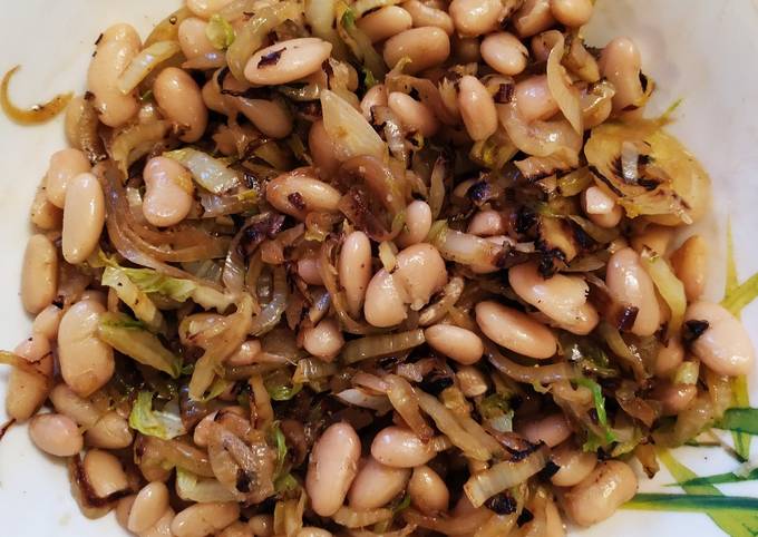 Салат из пекинской капусты с фасолью