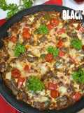 PIZZA Hitam Daging Sensasi