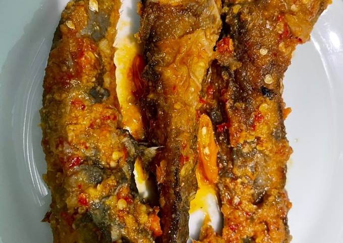 Standar Resep enak membuat Lele bumbu balado yang sempurna