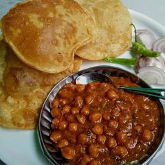 A picture of Poori Chane.