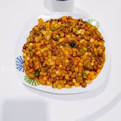 A picture of Beans corn and plantain.