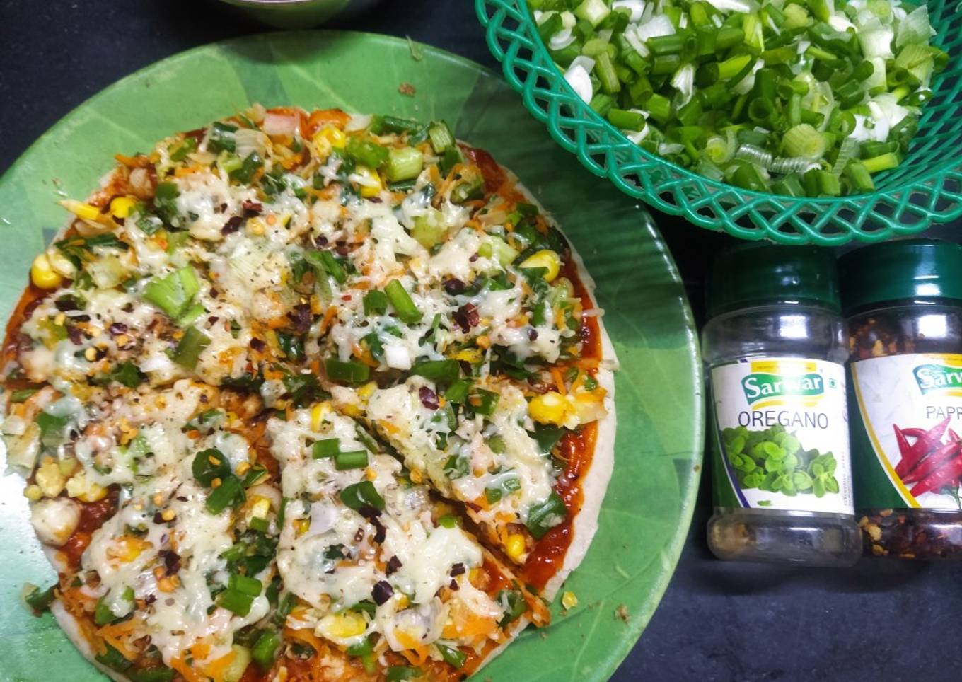 Green onion pizza