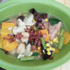 A picture of Sup bakso tahu.