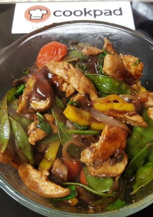 A picture of MY BBQ Chicken Stir Fry 😘.