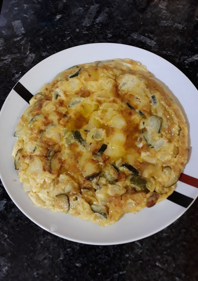 Una foto de Tortilla a las tres verduras