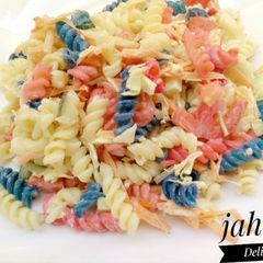 A picture of Macroni salad.