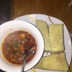 A picture of Red Oil Sauce & Boiled Yam.