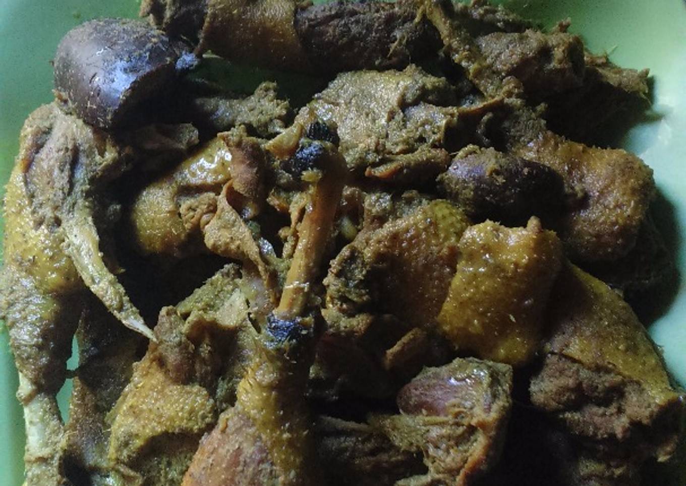 Bebek pedas bumbu hitam