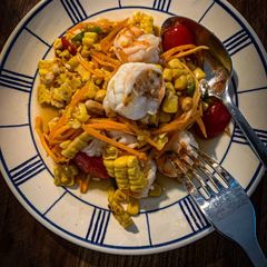 A picture of Spicy-sweet corns salad with prawn or Tam Khaw Phod.