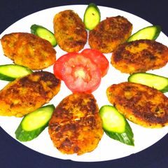 A picture of Bread and vegetable cutlets.