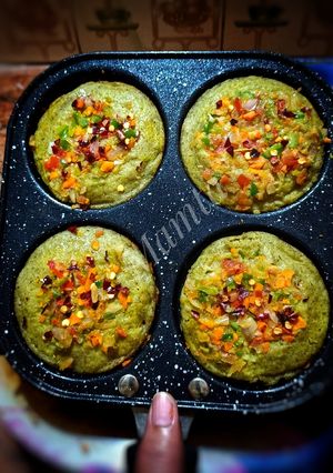 A picture of Moong Sprouts uttapam.