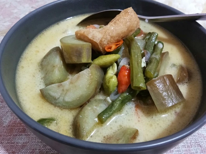 Langkah Gampang Membuat Resep Bumbu Oseng Kuah santan Terong, Pete, dan Tahu Pong yang Uenak Anti Ribet, Mantap