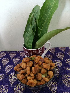 சோயா கறி (Soya curry recipe in tamil) செய்முறை முக்கிய புகைப்படம்