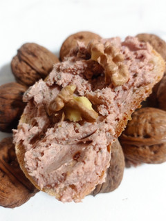 Una foto de Paté de champiñones y nueces (Thermomix)