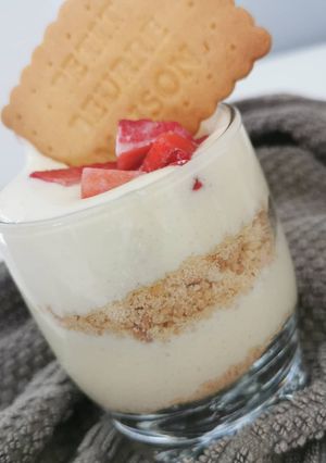 Une photo de Tiramisu aux fraises et petits-beurre