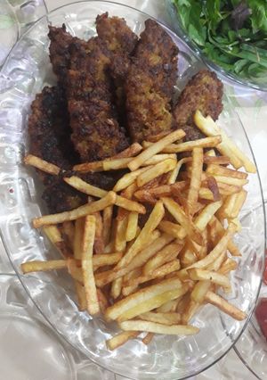 عکسی از دستور کتلت گوشت با سیب زمینی🥩🍖🥔🍞