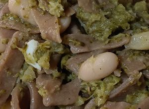 Foto di Tagliatelle di Castagne con Broccoletti e Cannellini