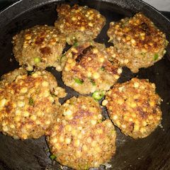 A picture of Sabudana Vada.