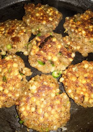 A picture of Sabudana Vada.