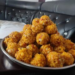 Boondi laddoo daurbesh A picture of Boondi laddoo daurbesh.