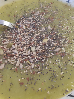 Una foto de Operación bikini modo on: Puré de verduras blancas y semillas